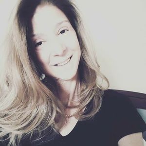 Meet your Posher, Lina